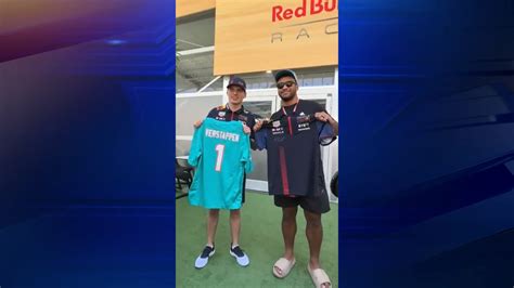 Dolphins’ Tua Tagovailoa and Formula 1 champion Max Verstappen exchange jerseys